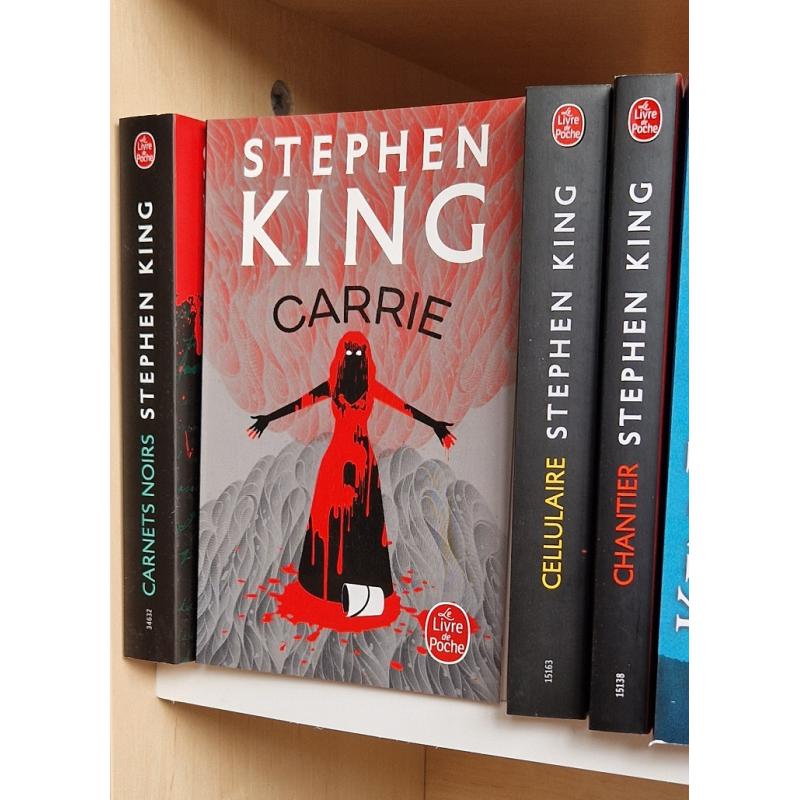CARRIE - STEPHEN KING 